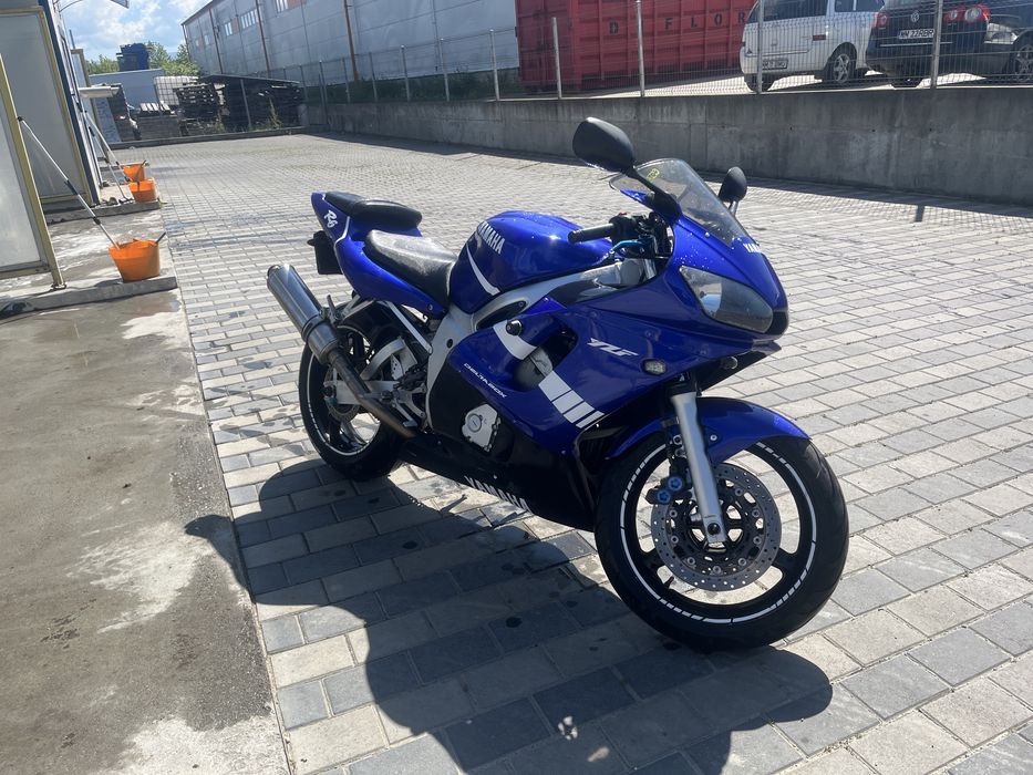 De vinzare Yamaha R6