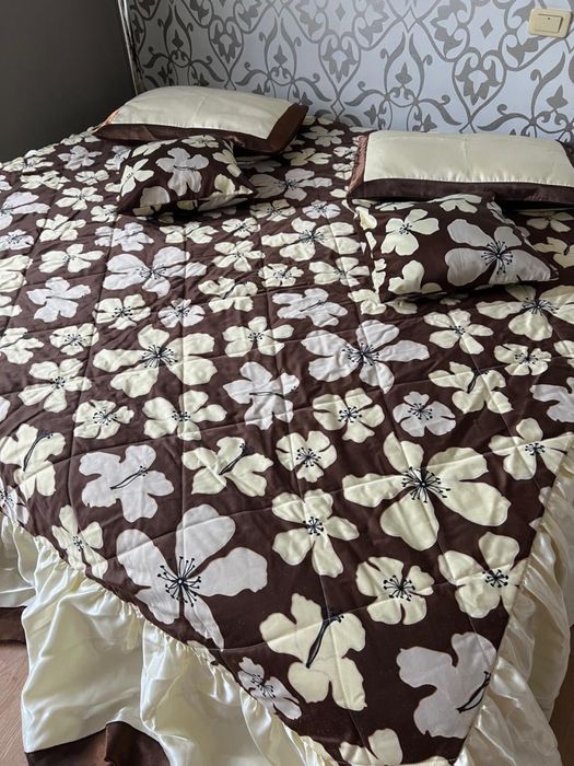 Покрывало и шторы