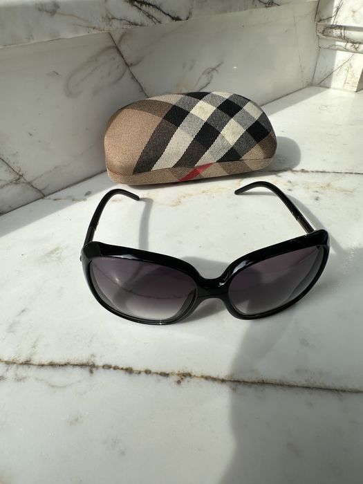 Стилни оригинални черни дамски очила Burberry промо цена