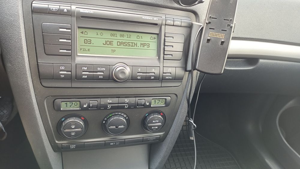 Skoda Octavia 2 | 2.0 TDI 140 CP (BMM) | Sound System | Climatronic | DPF Activ | Unic Proprietar RO