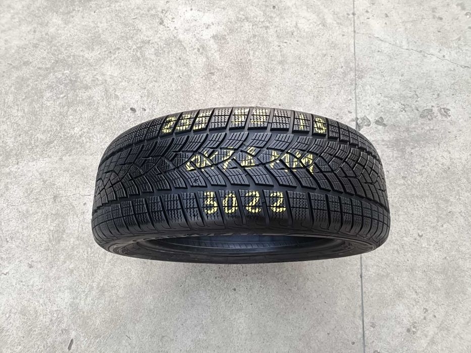 O anvelopa iarna 235 55 18 goodyear ultragrip performance 7,8 mm 2022