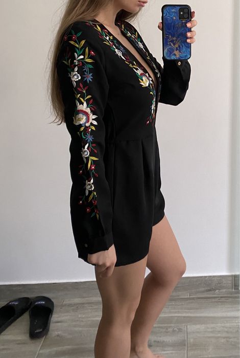 Salopeta Boohoo numarul 36