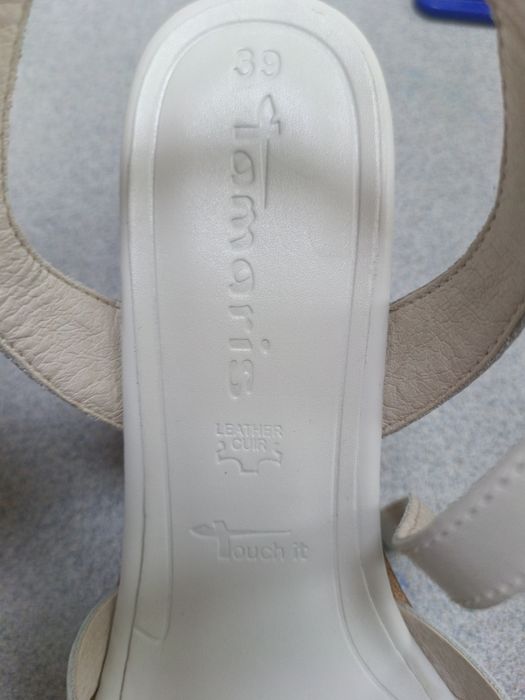 Обувки Tamaris 39 номер