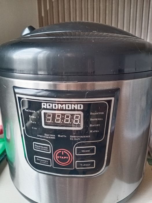 Мультиварка Redmond