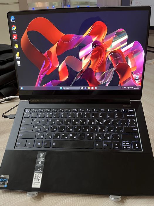 Lenovo YOGA 9i в отличном состоянии