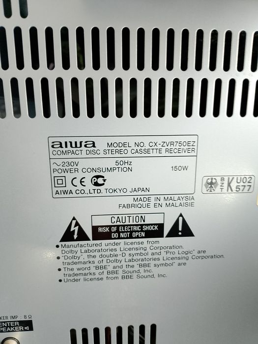 Combina Aiwa 150w cu 5 cd în perfectă stare