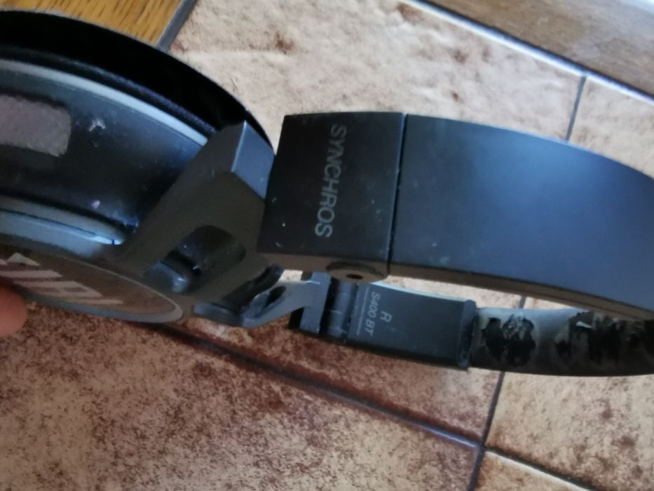 JBL Soundfly și Airplay, JBL Synchros S400 BT