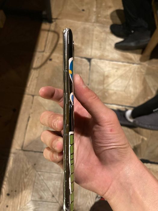 Samsung a80 в хорошем состоянии