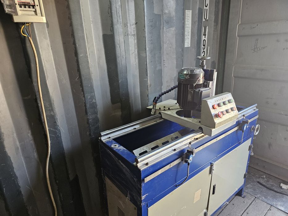 Продаётся новый точильный аппарат мотор 2.2кВт. плоских ножей резок, д