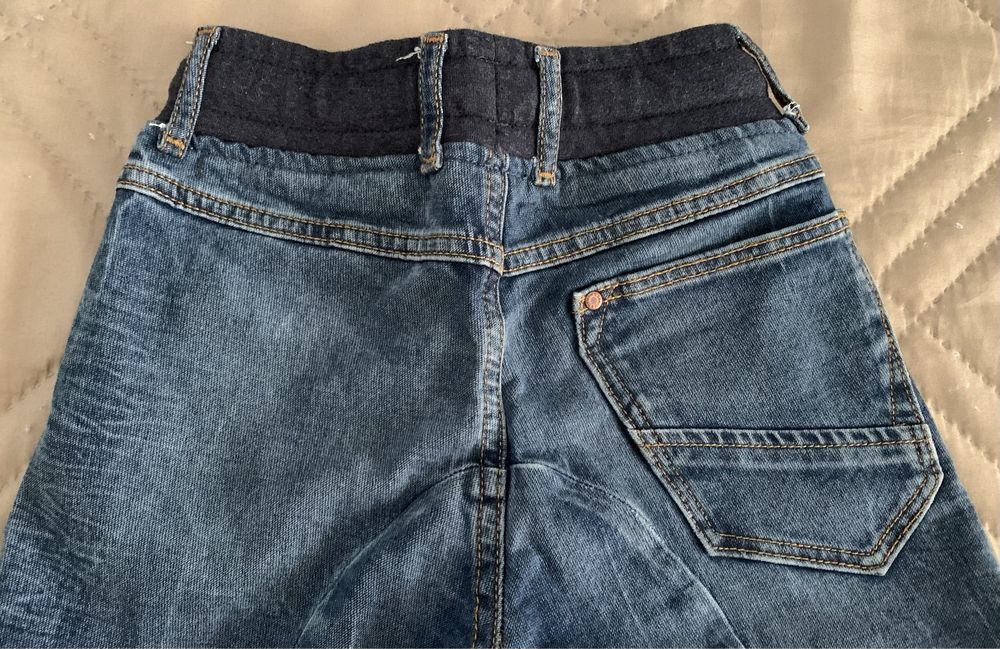 Детски дънки H&M размер 116 см.