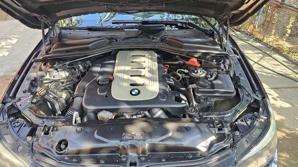BMW E61 530D Pachet M 280CP