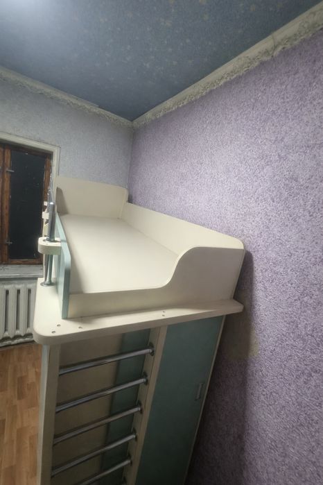 Двух этажная кровать