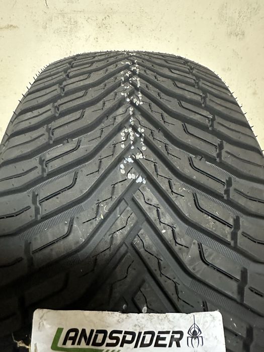 Нови всесезонни гуми LANDSPIDER EUROTRAXX A/S 225/60R17 103V XL 2256017