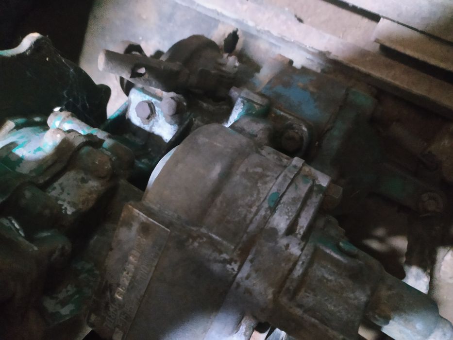 T 40 traktorini yordamchi dvigateli