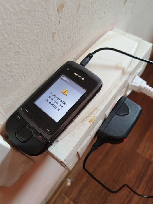 Продам телефон кнопочный