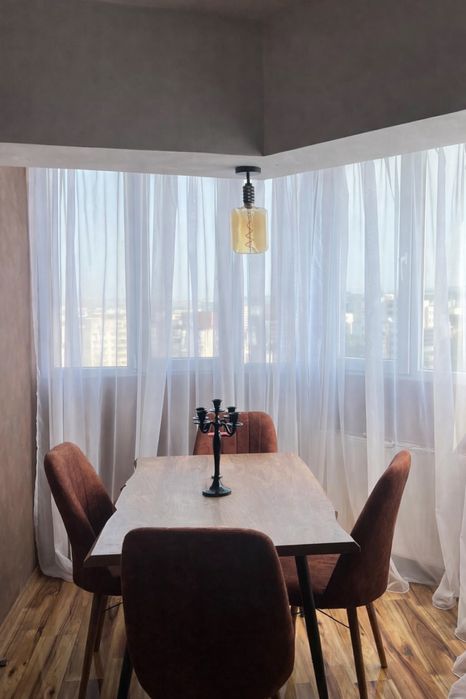 Vand masa + 4 scaune