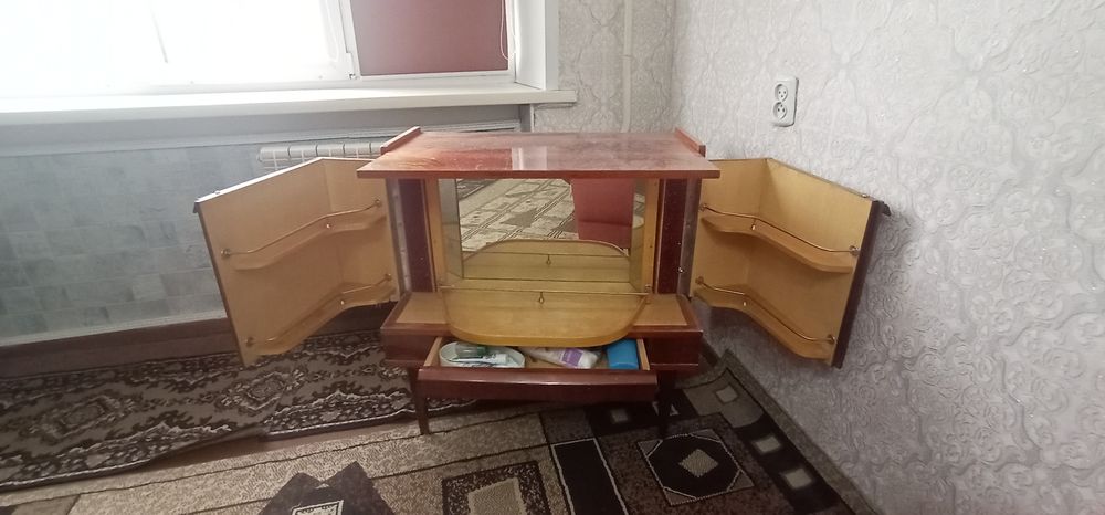 Мебельная стенка с тумбой под телевизор