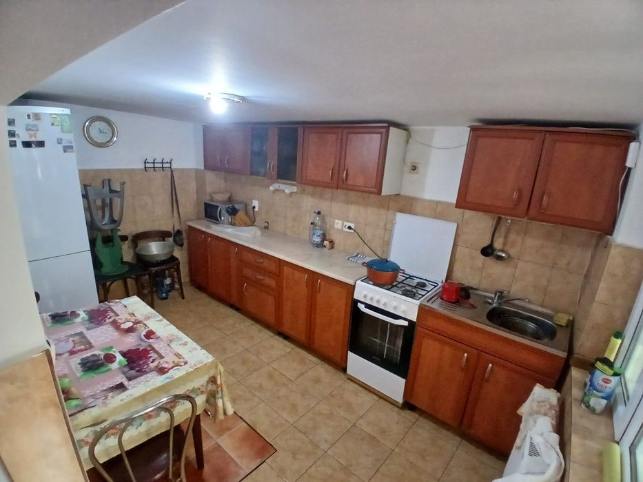 Casă de inchiriat