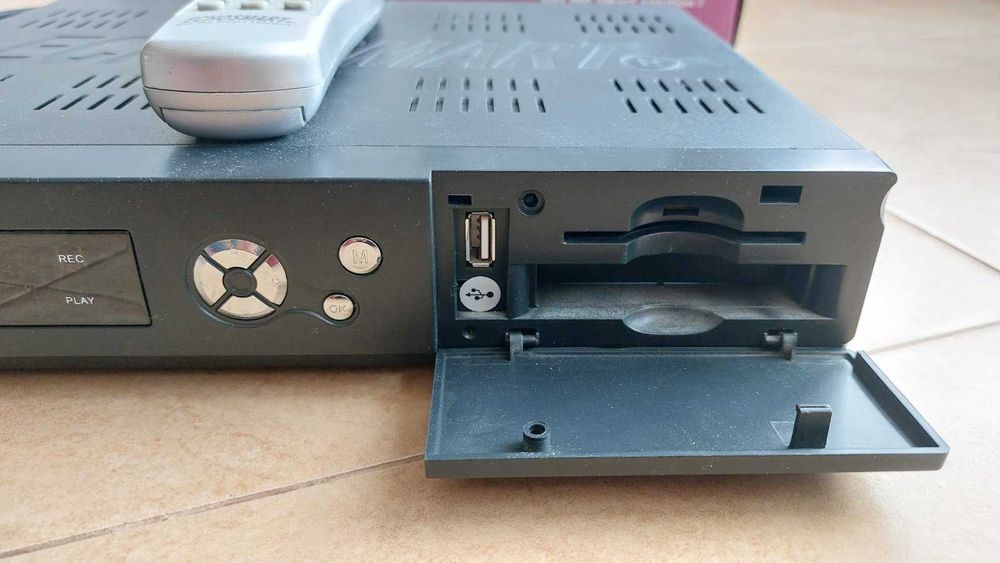 Сателитен приемник Echosmart DSB–791