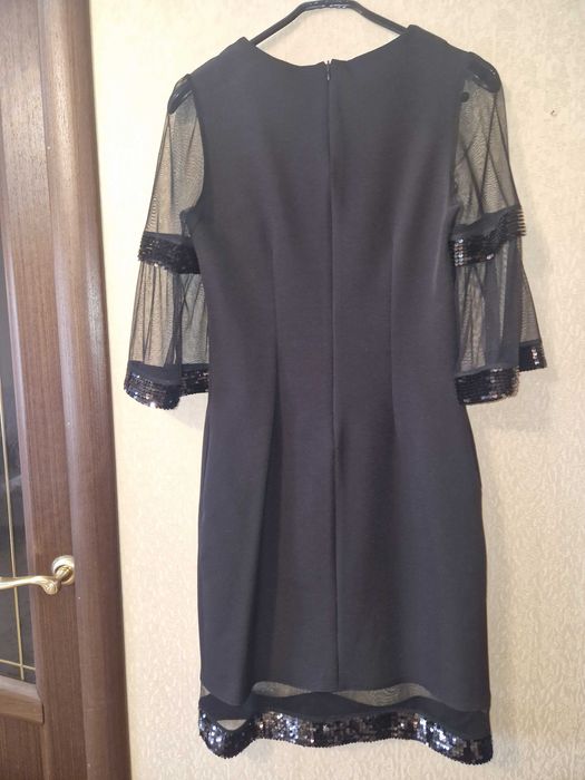 Платье вечернее с пайетками