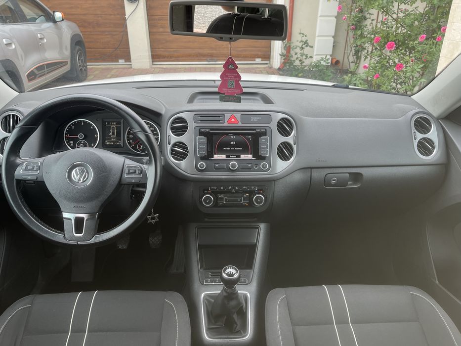 Volkswagen Tiguan R-Line 2011, 2.0 TDI cutie manuala