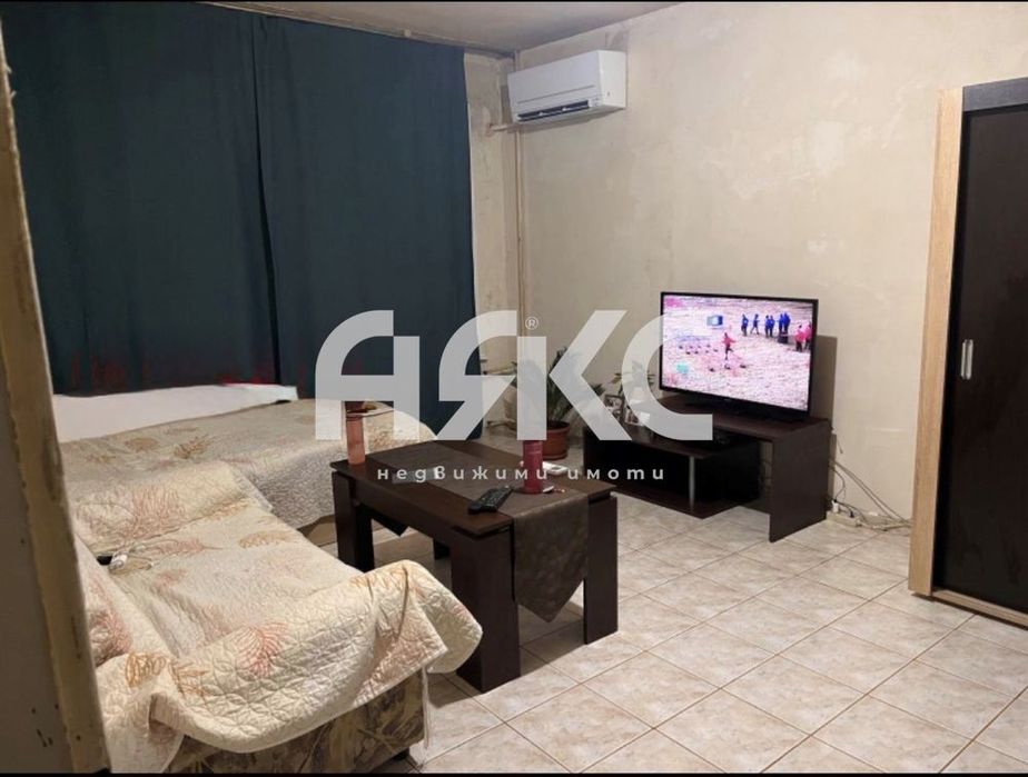 Трисатен апартамент в кв. Обеля 1 до МЕТРОСТАНЦИЯ