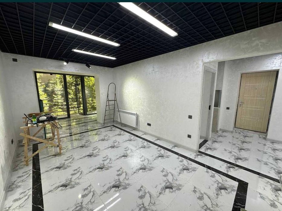 Сдаётся центр города помещение мирзо ул район