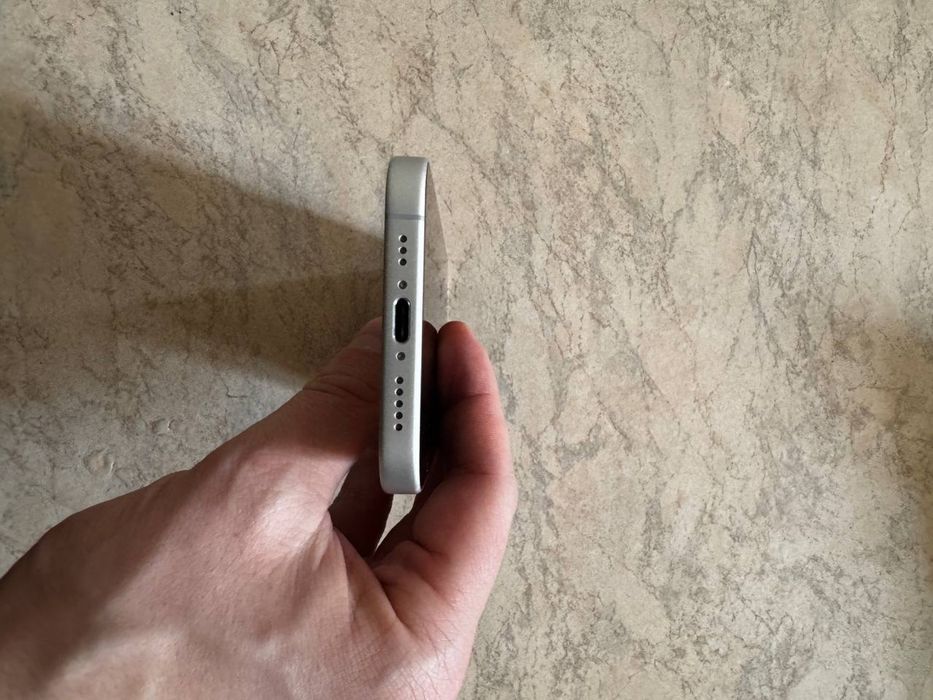 Iphone 17 256 gb срочно!