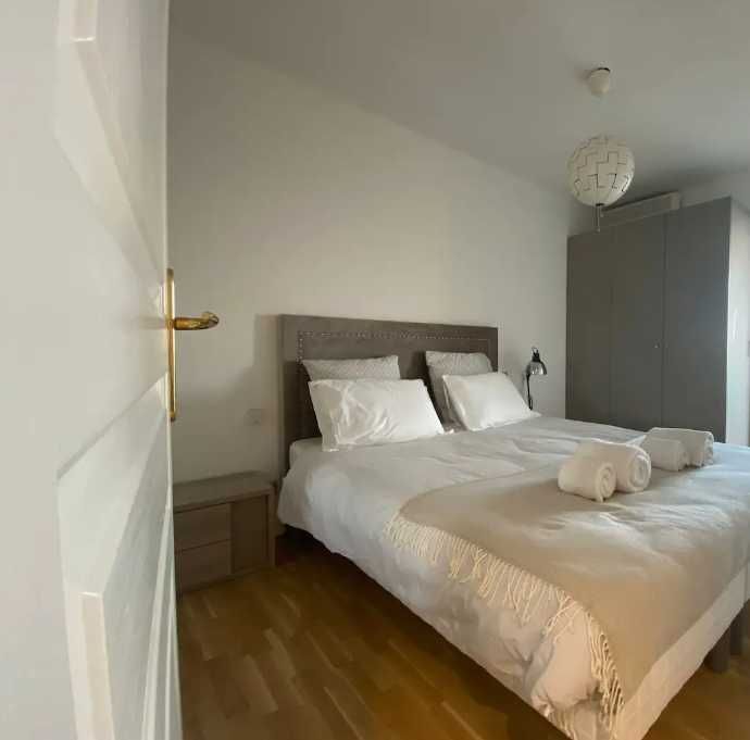 Дава се под наем Тристаен апартамент в Пловдив, Младежки Хълм - 85 кв.м за 402.9 € - Снимка #1