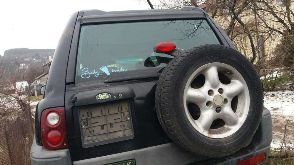 Lend Rover Freelander на части
