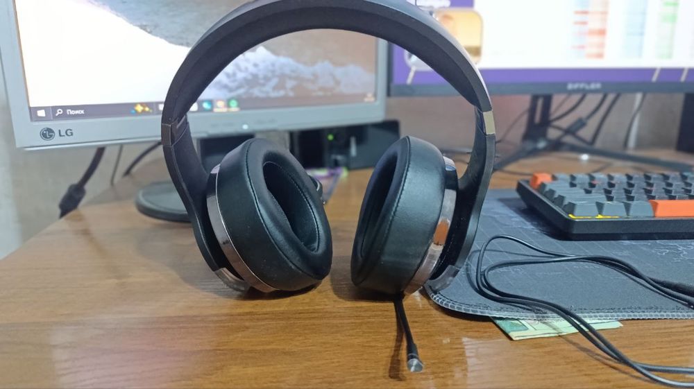 Игравой наушник Edifier g5bt