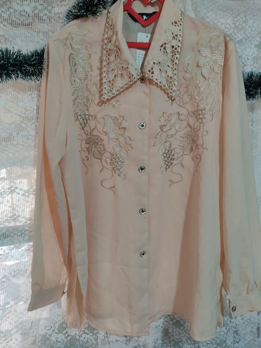 Продам красивую кофту