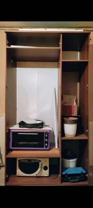 Шкаф трёх дверный Столплит