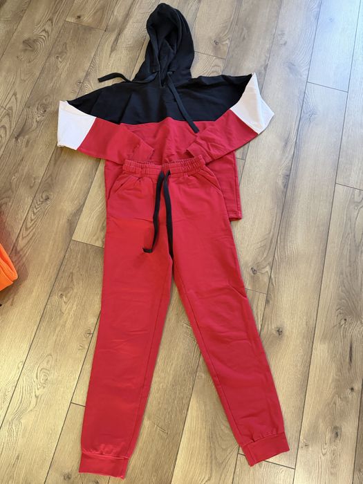 Одежда женская S