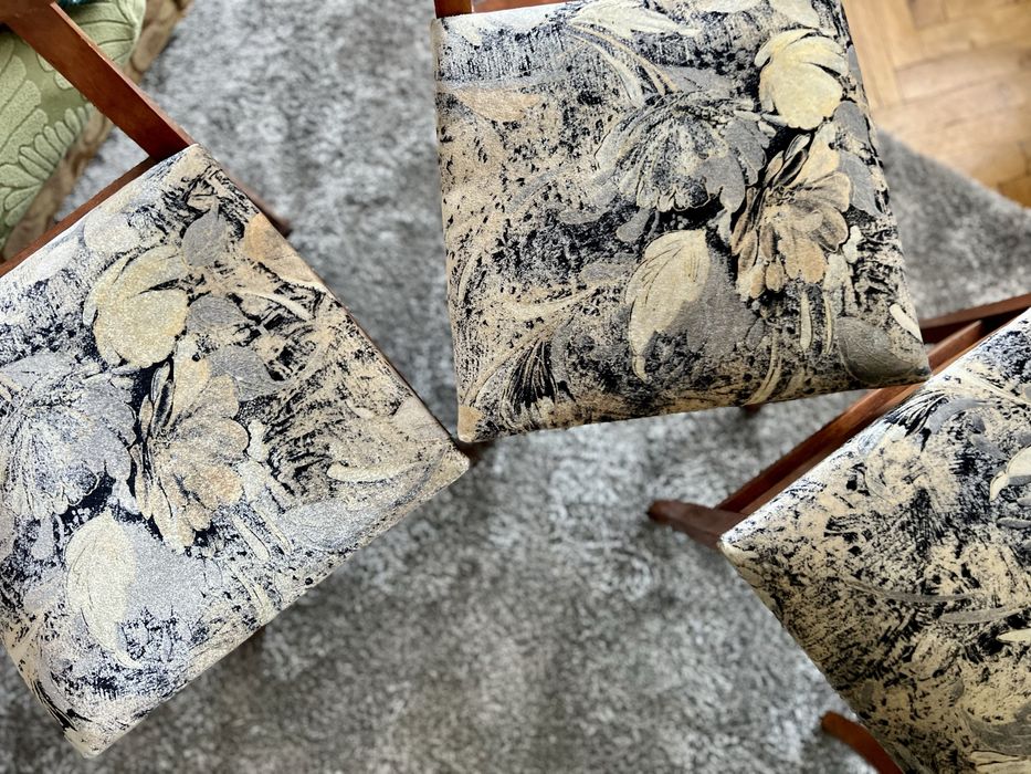 Дървени трапезни столове - 5 броя