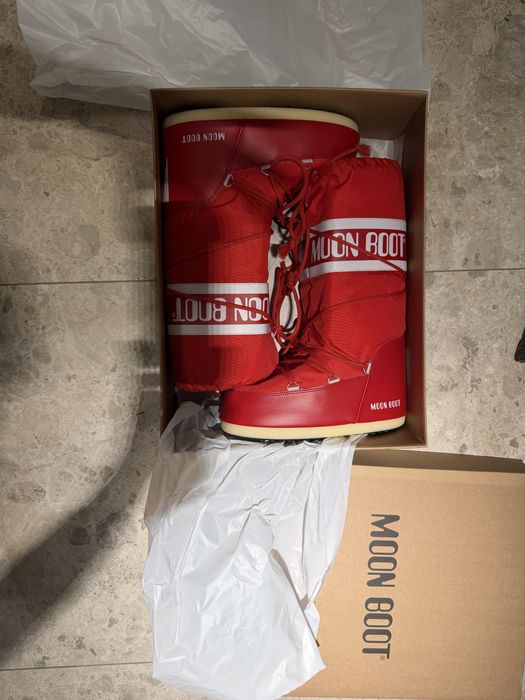 Moon Boot червени 39