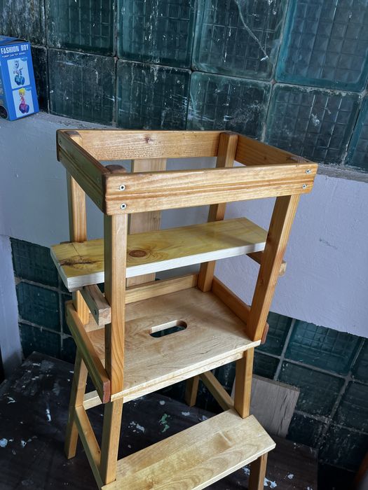 Помощна кула монтесори