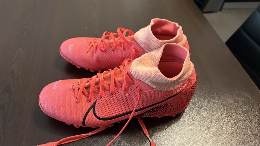 Стоножки Nike Mercurial