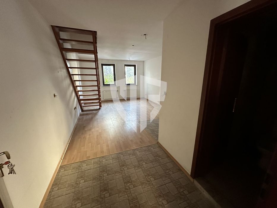 Продава се Тристаен апартамент в Банско - 98 кв.м за 796 €/кв.м - Снимка #1