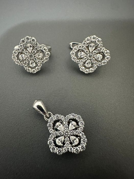 Продам набор серебро