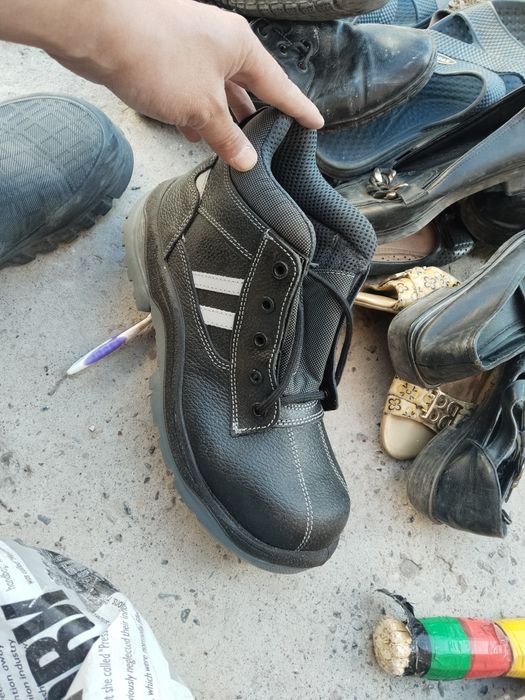 Рабочи аяк киым 15000 нан