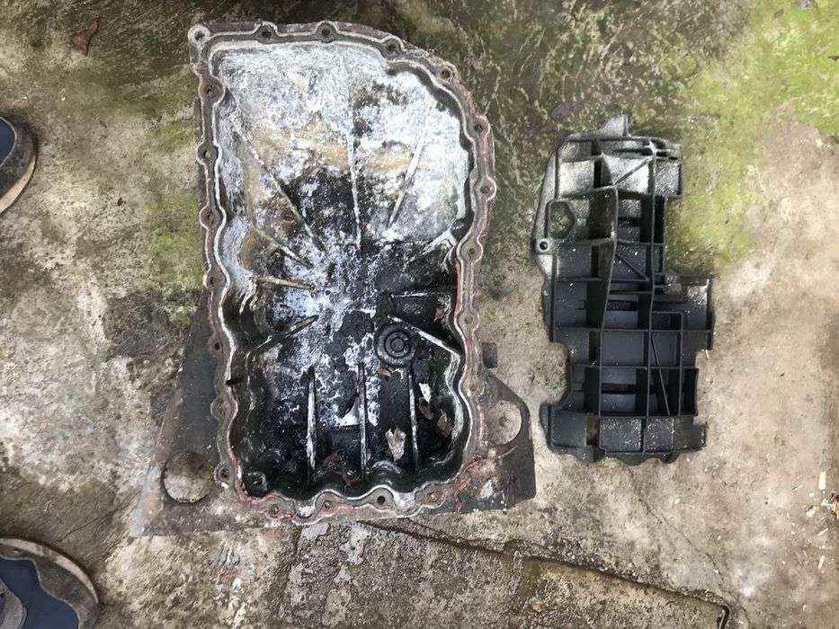 Baie ulei 1.9 dci euro 3 renault megane,laguna,vivaro,trafic