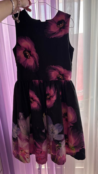 Официална детска рокля за повод