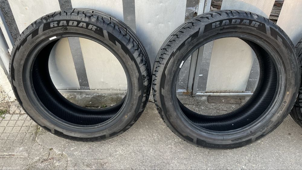 Комплект нови летни гуми 245 45 18 за BMW