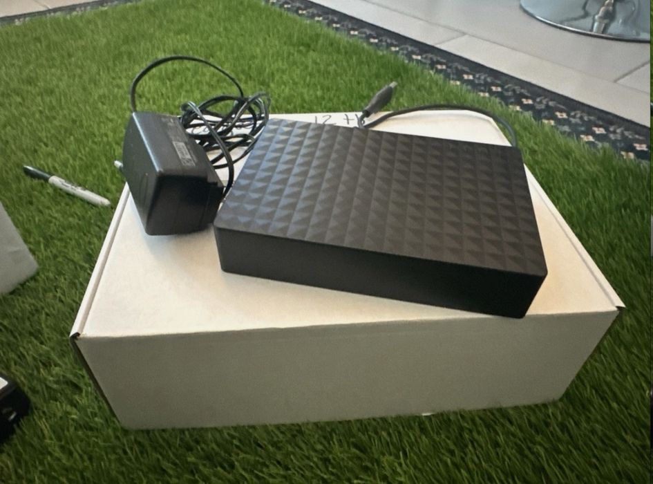 Внешний диск на 4тб