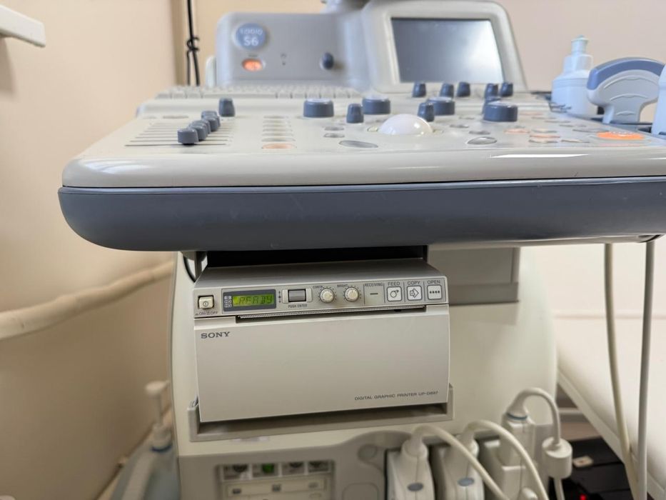 Продается  УЗИ аппарат GE LOGIQ S6