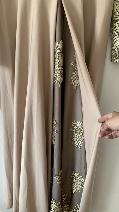 Продам платье в отличном состоянии