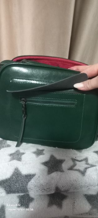 Продам женскую сумку кожа