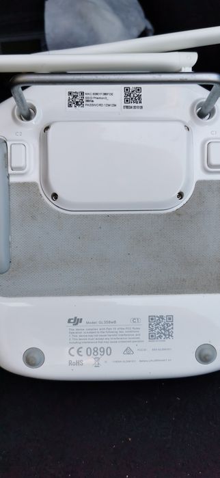 Controller drona dji gl 358wB + incarcator dji f2c60 17v,3,5A