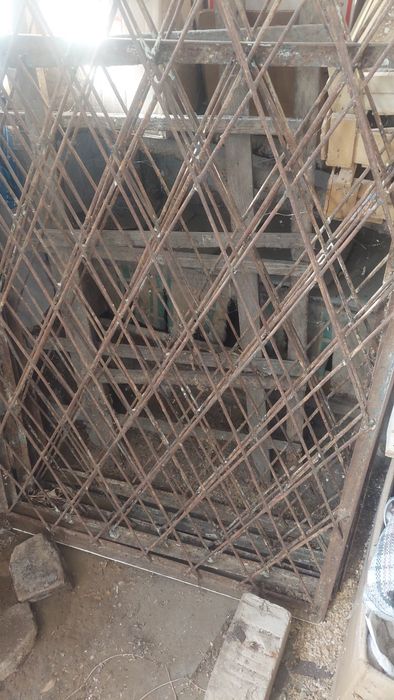 Окна  деревянные  двери б.у.решотки